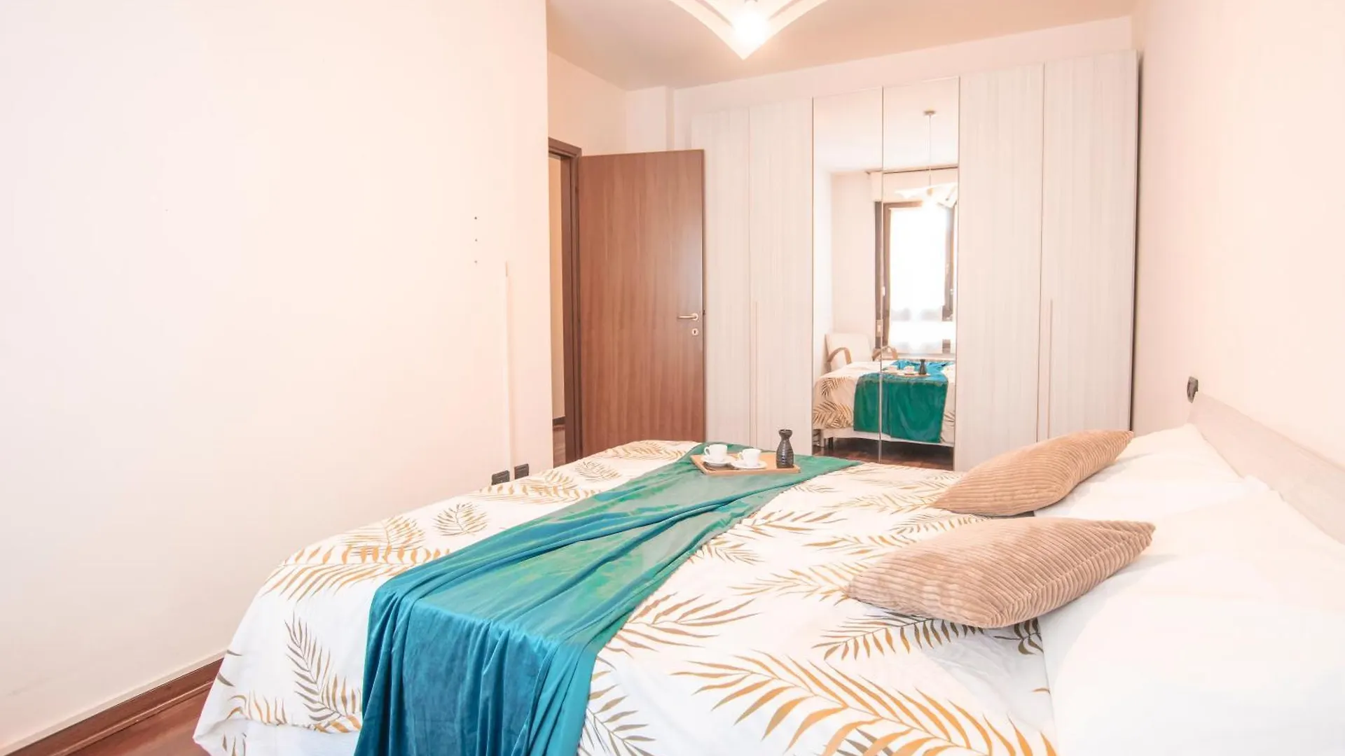 I Host Apartment - Lazio 15, Monza 0*,  Italy