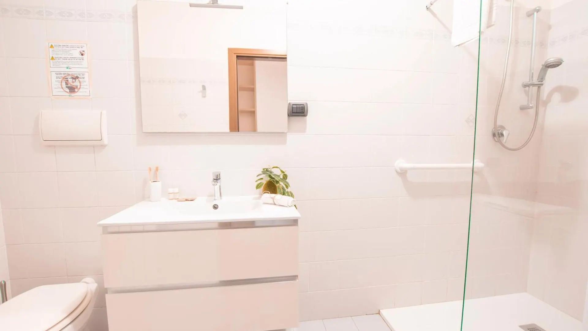 I Host Apartment - Lazio 15, Monza